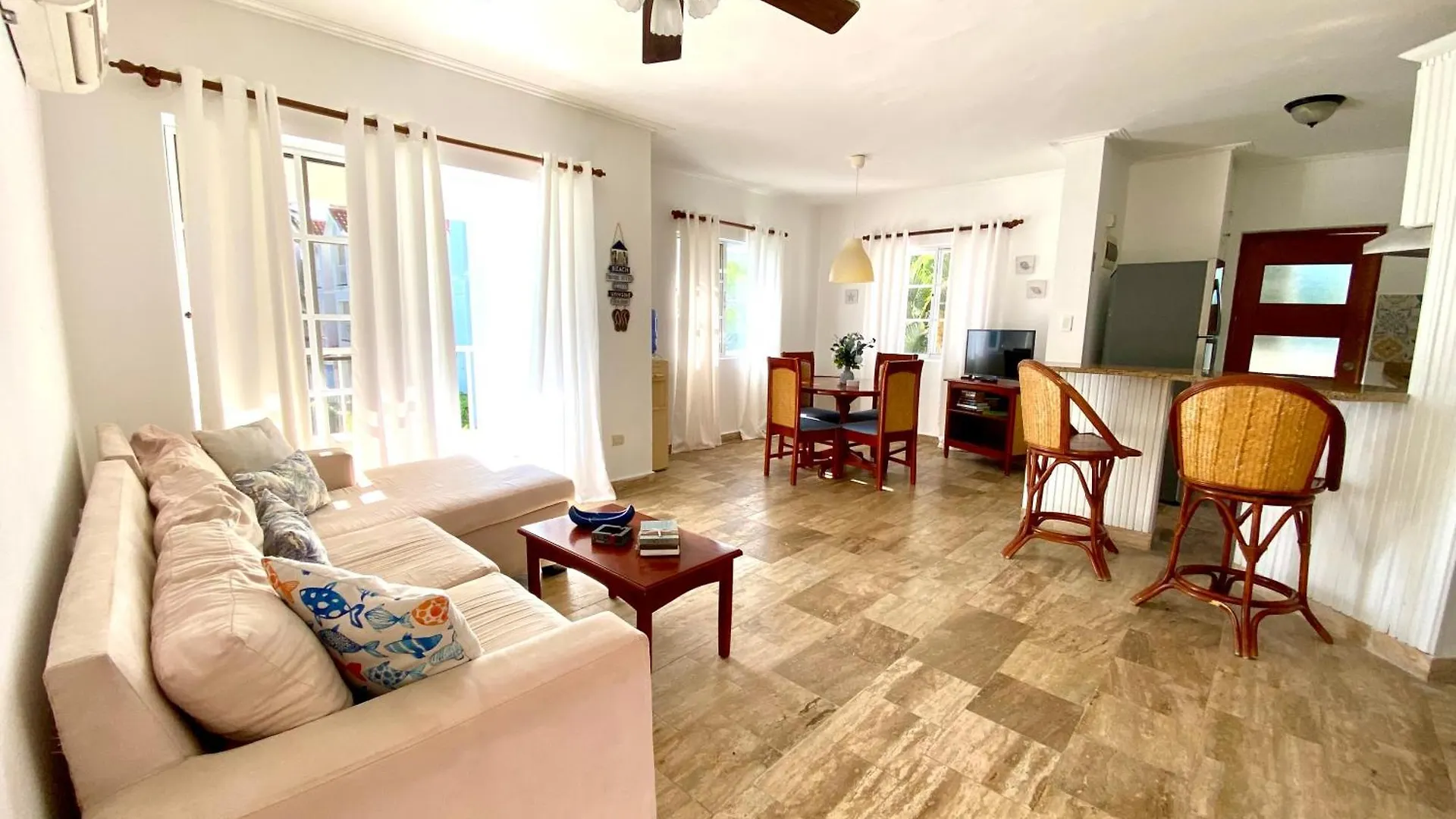 Apartamento Madonna1 Pool Beach Los Corales Arenas De Bavaro Punta Cana República Dominicana