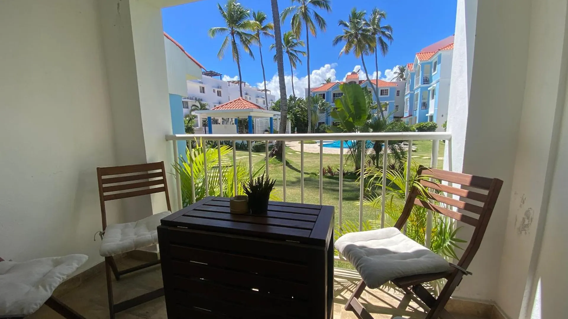 Madonna1 Pool Beach Los Corales Arenas De Bavaro Punta Cana