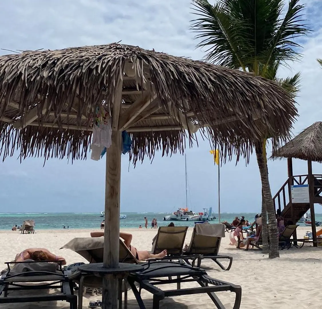 Madonna1 Pool Beach Los Corales Arenas De Bavaro Punta Cana