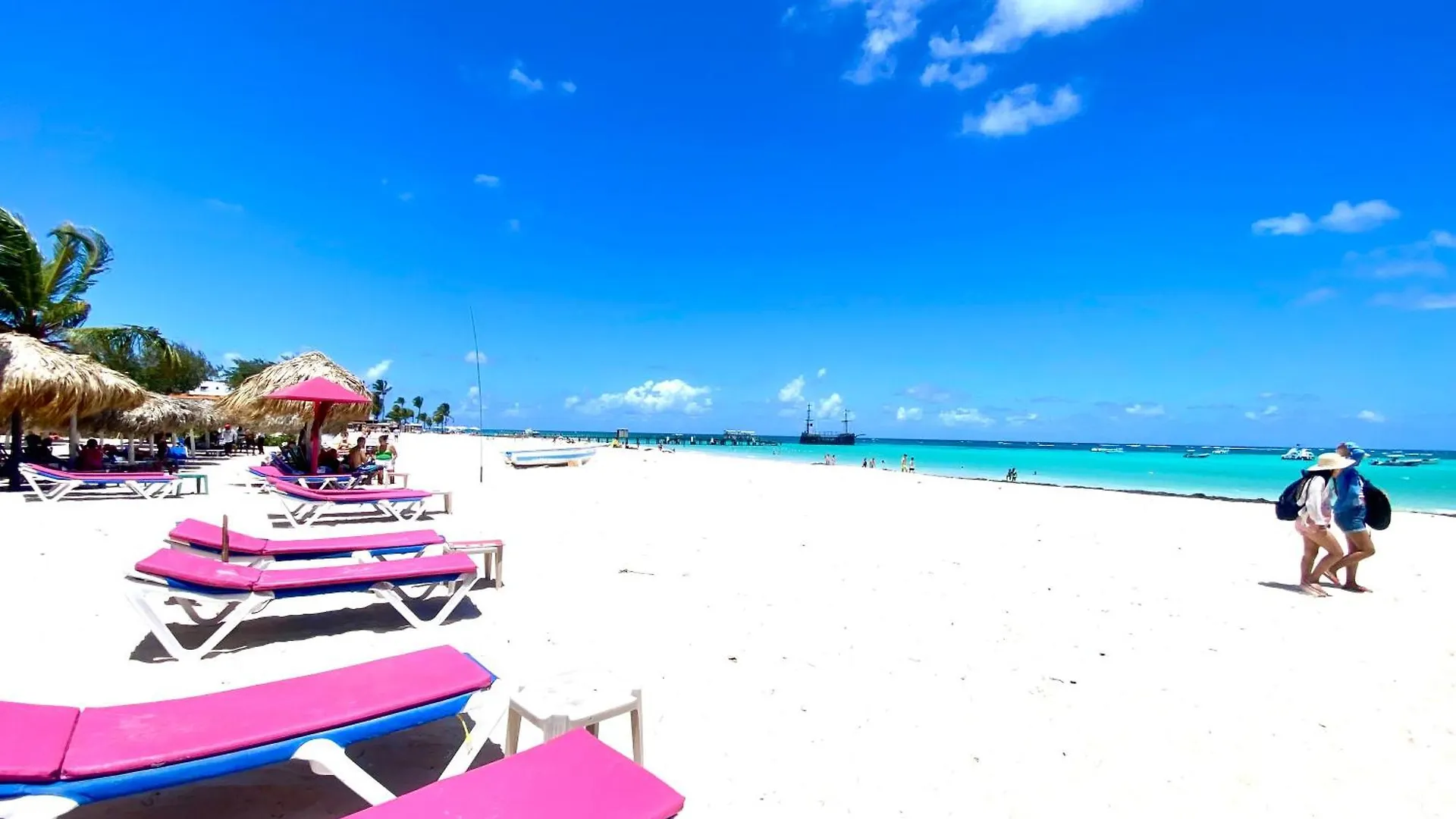 Madonna1 Pool Beach Los Corales Arenas De Bavaro Punta Cana 0*,  República Dominicana